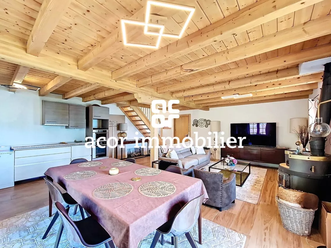 Chalet rénové avec vue et tranquillité à Arbaz!