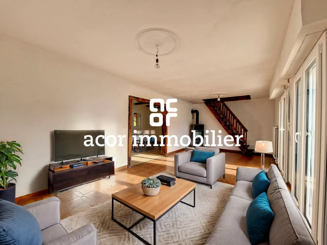 OPPORTUNITE: Appartement avec cachet et vue sur les hauts de Conthey