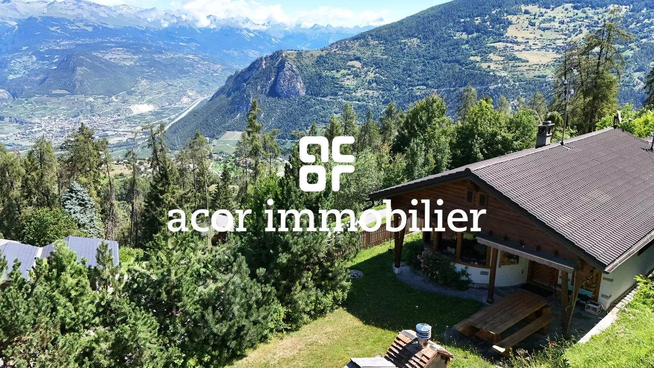 Magnifique Chalet entièrement rénové situé aux Mayens-de-Sion