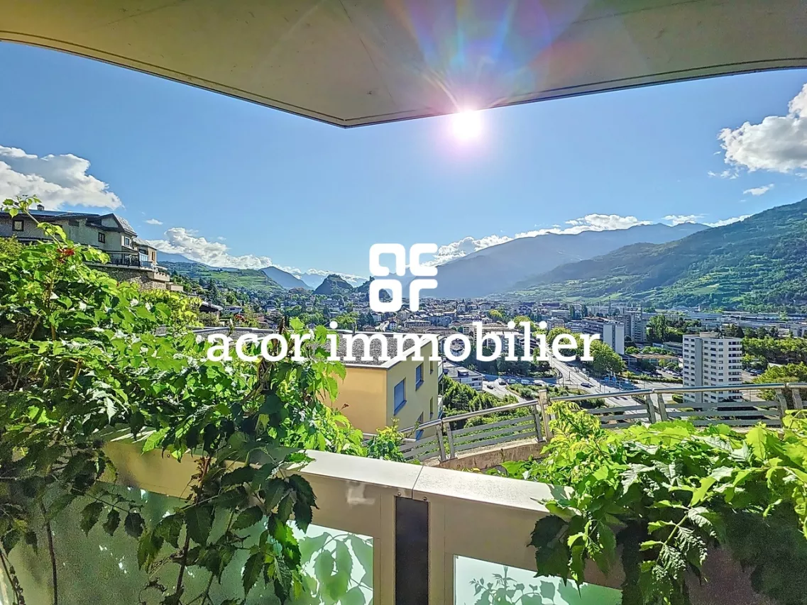 Appartement à Gravelone avec vue imprenable sur Sion et ses châteaux