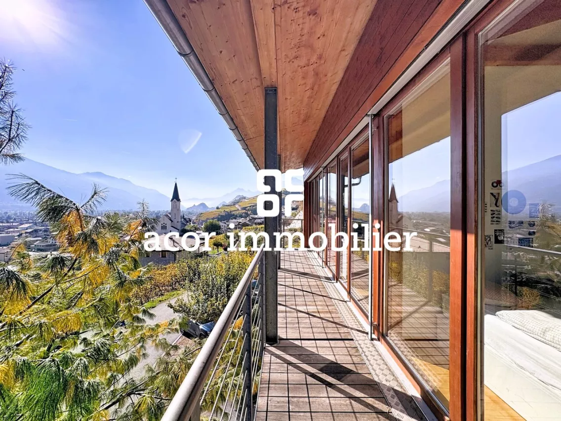 Saint-Léonard - Villa d'architecte nichée dans les vignes
