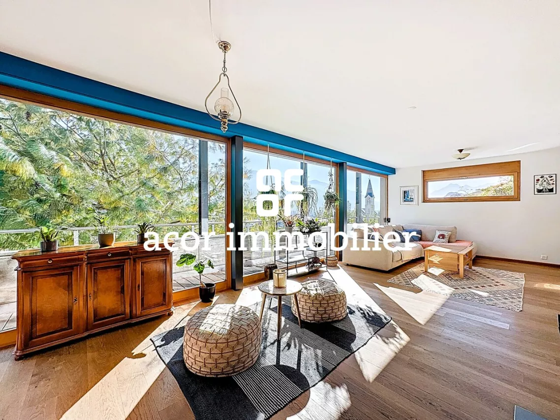 Saint-Léonard - Villa d'architecte nichée dans les vignes