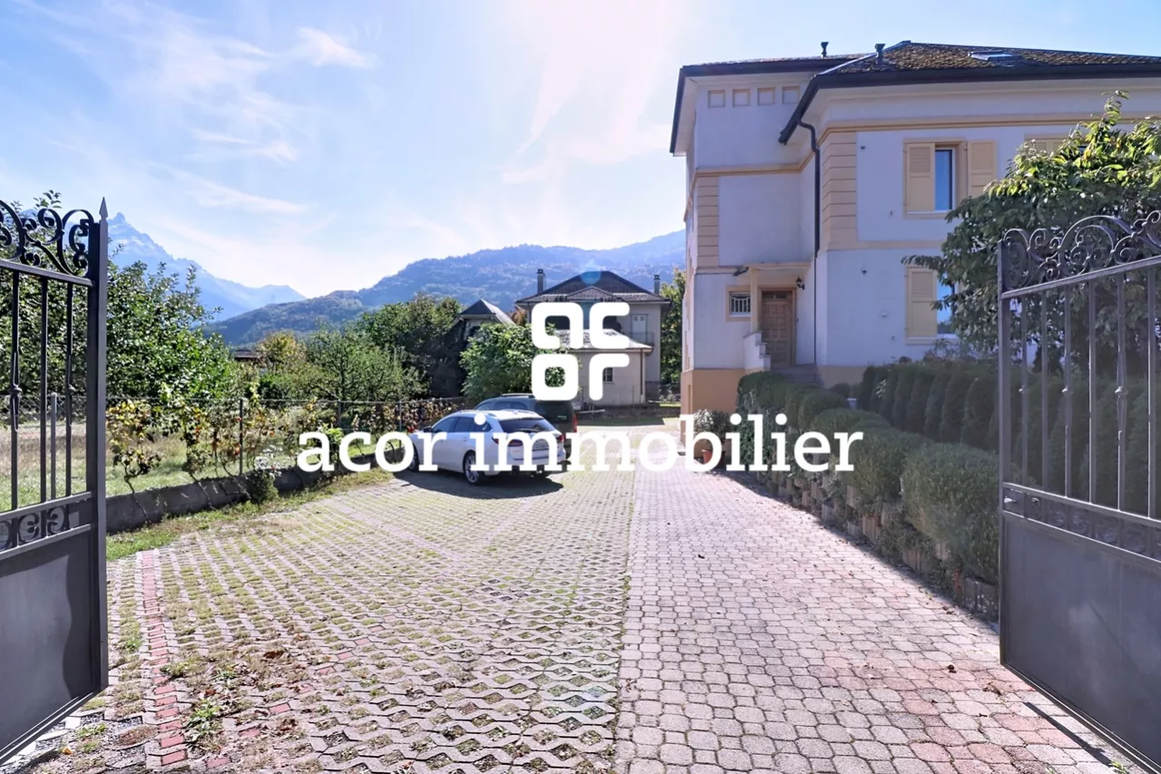 MONTHEY - Immeuble de prestige unique avec plusieurs logements