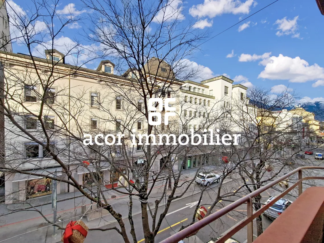 Magnifique appartement rénové avec cachet au coeur de Sierre!
