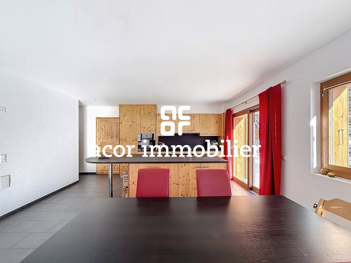 À VENDRE - Magnifique chalet moderne à Evolène