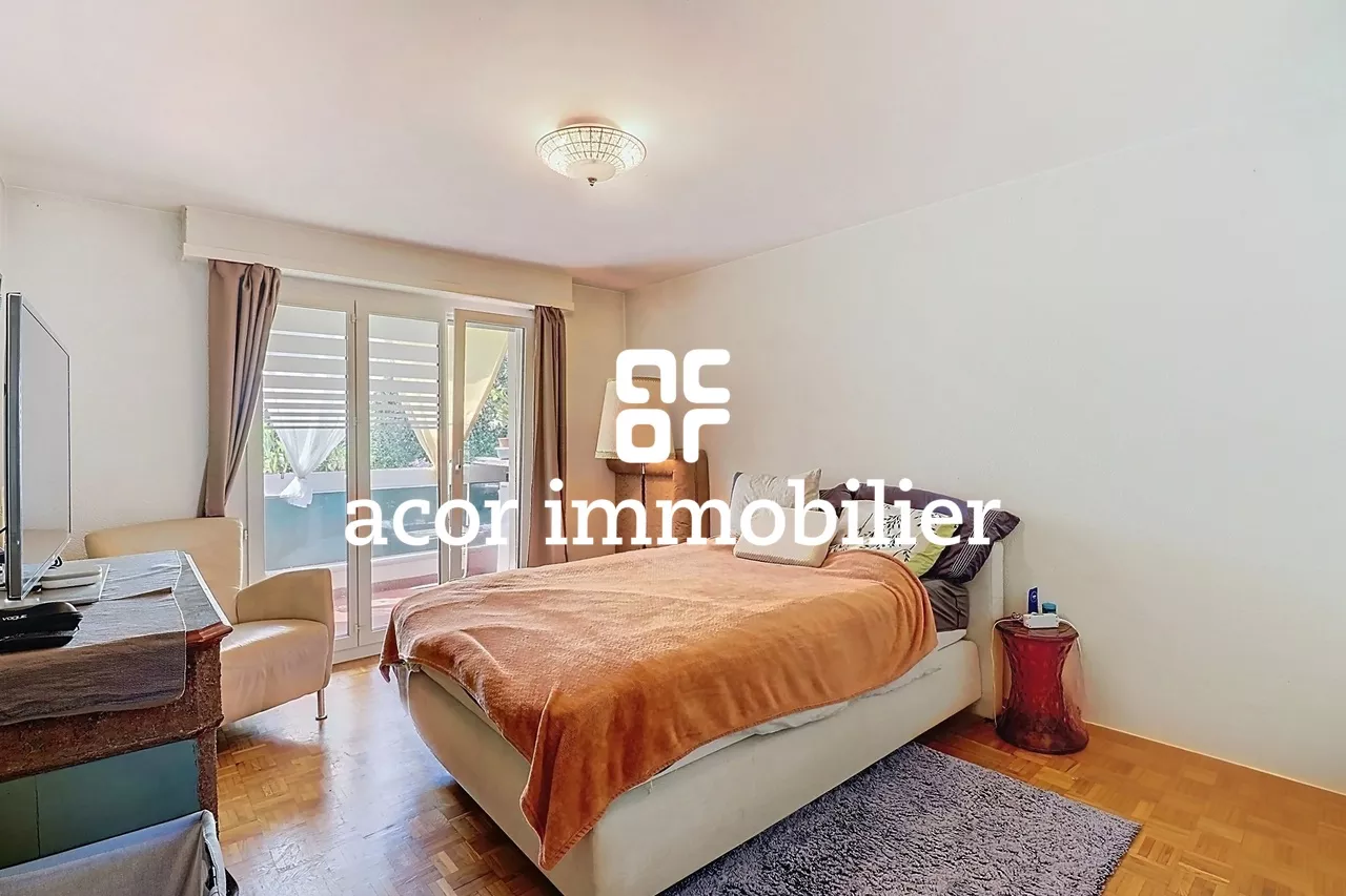 Grand appartement de 2.5 pièces