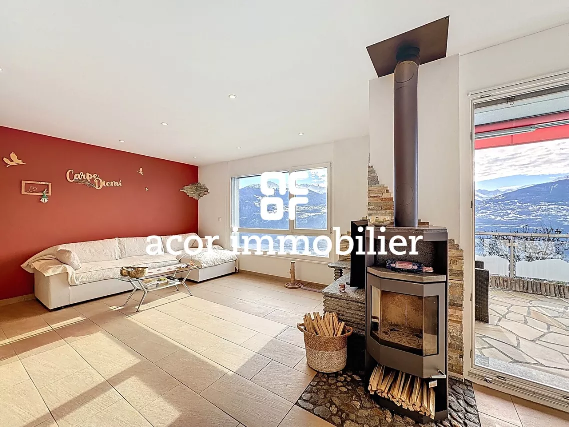 Arbaz - Duplex 5½ en attique