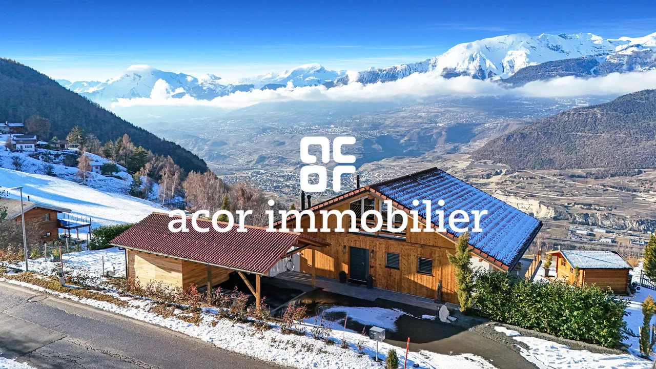 Chalet de charme rénové avec vue exceptionnelle à Dailley!