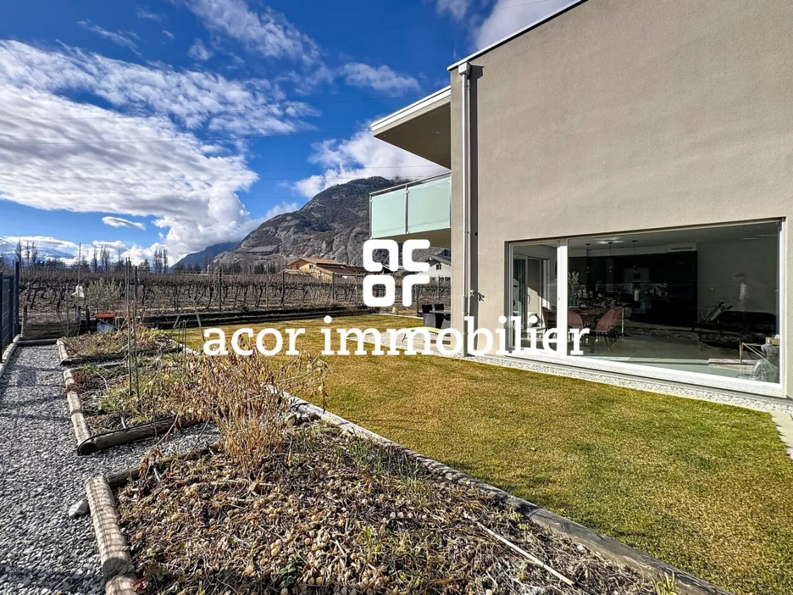 Vétroz - Villa moderne 4½ avec grand jardin