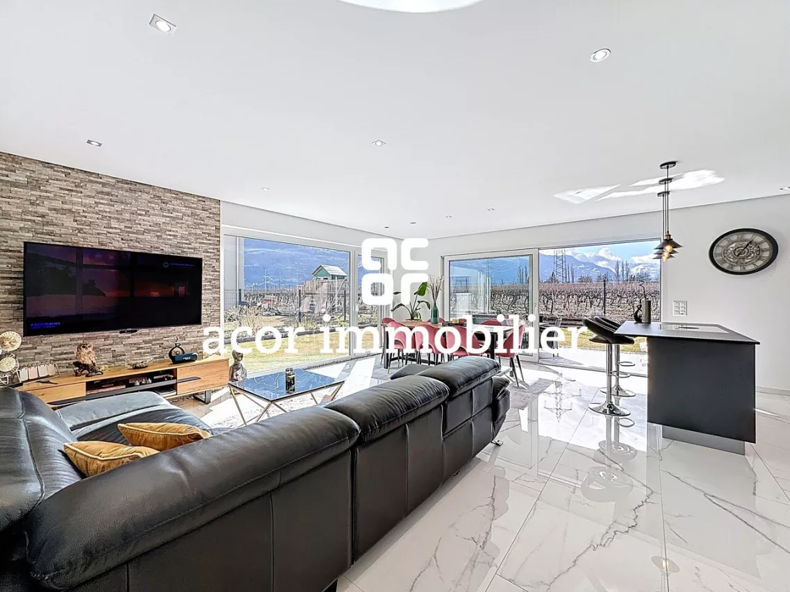 Vétroz - Villa moderne 4½ avec grand jardin