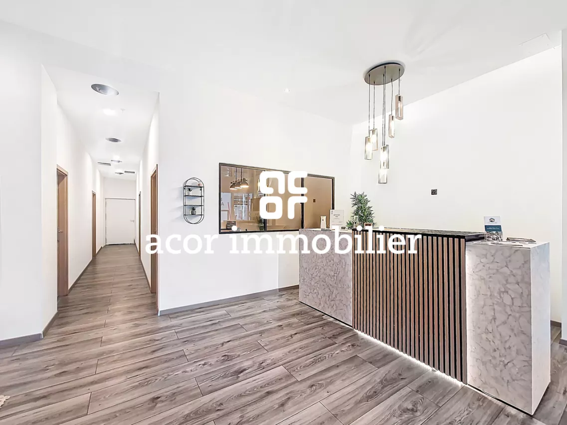 Surface commerciale de 165 m2 dans un centre très fréquenté à Sion!