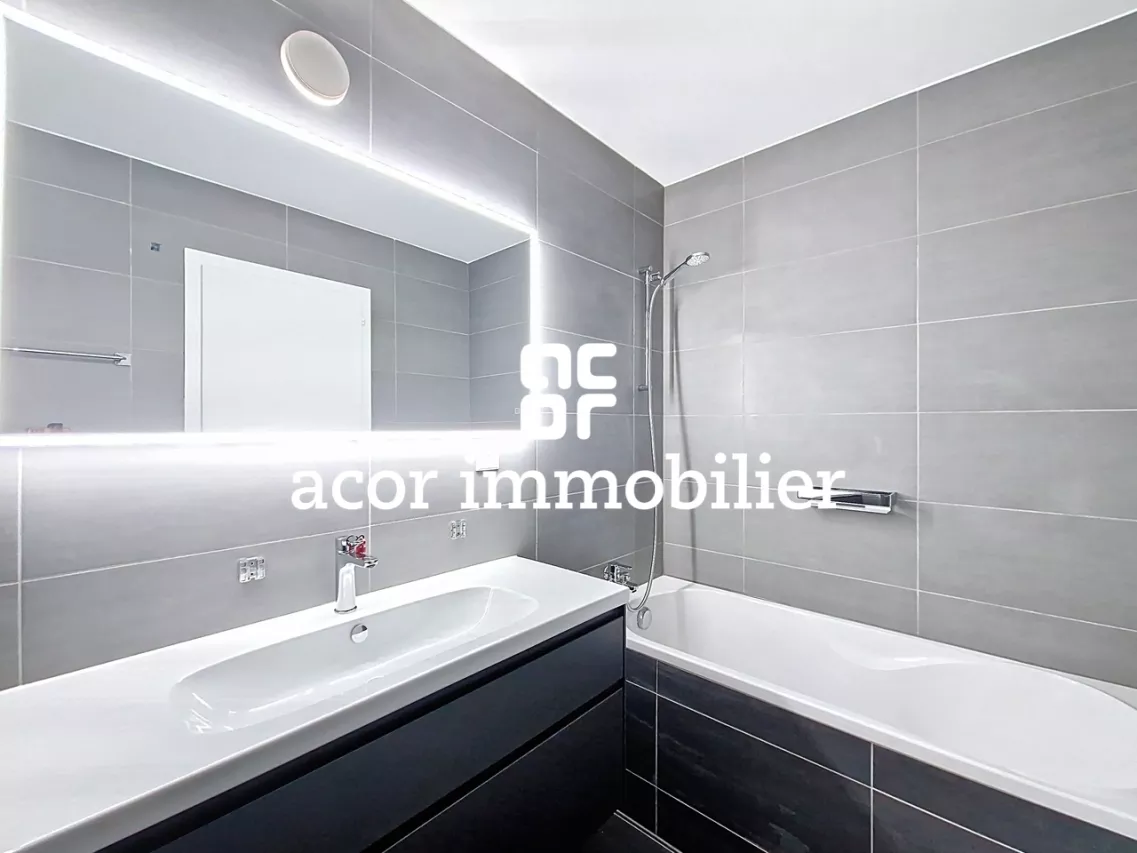 Superbe appartement de 3.5 pièces rénové à Sion!