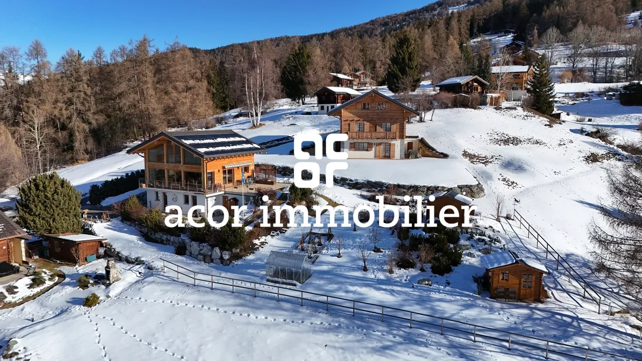 Magnifique chalet lumineux en résidence principale à Mase!