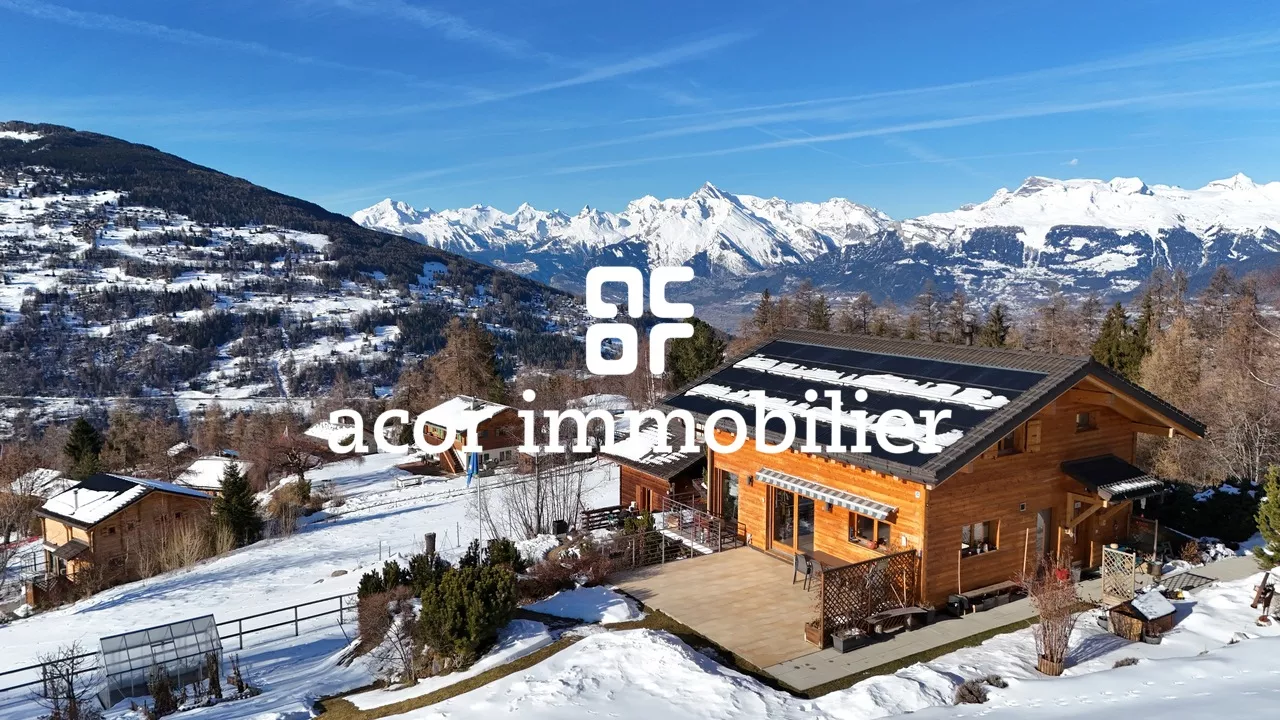 Magnifique chalet lumineux en résidence principale à Mase!