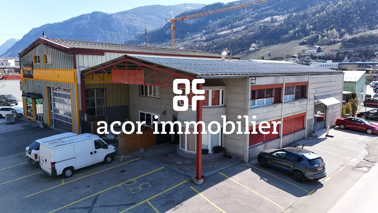 Halle industrielle avec surfaces commerciales à Sion!