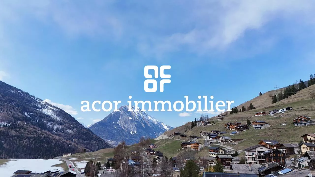 Maison de village avec deux appartements 4,5 pièces à Liddes