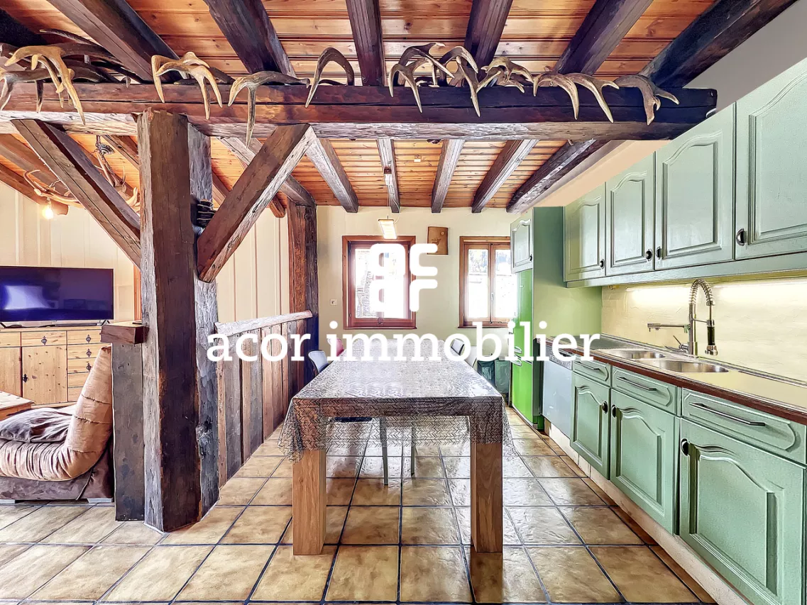 Maison de village avec deux appartements 4,5 pièces à Liddes