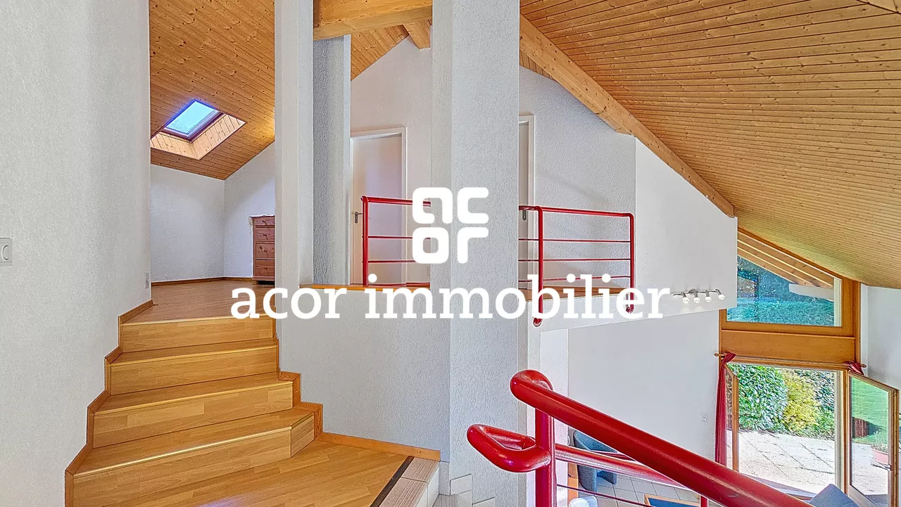 Villa d'architecte 6,5 pces aux volumes spectaculaires !