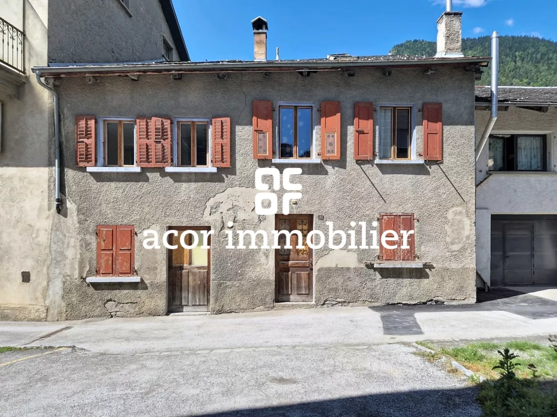 Maison villageoise avec potentiel au coeur de Chamoson