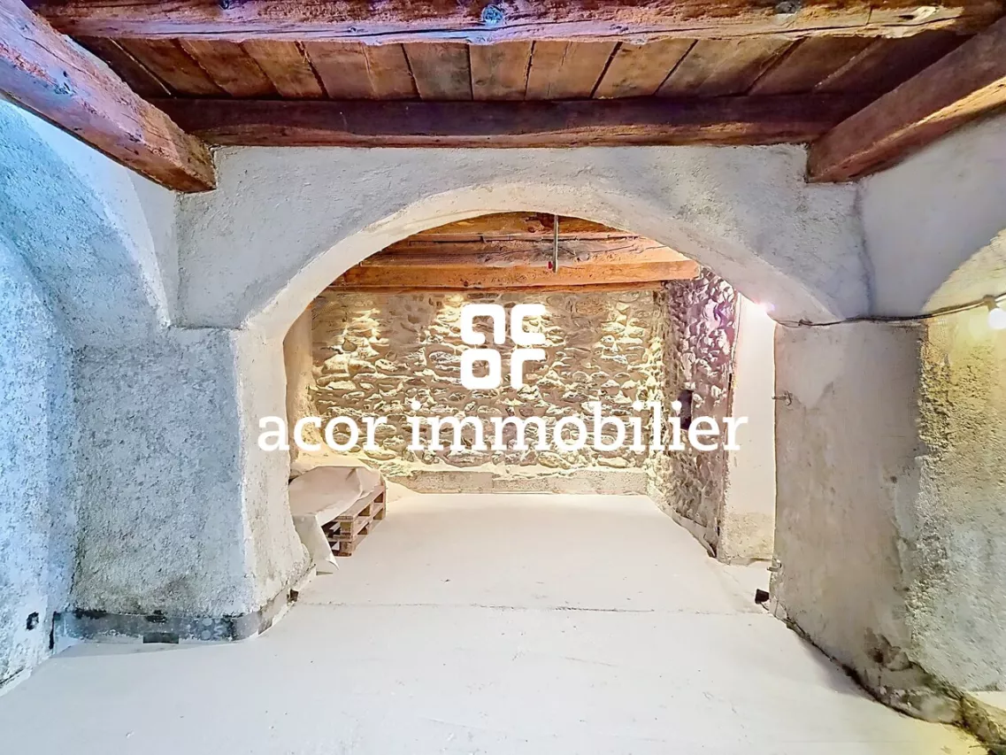 Maison villageoise avec potentiel au coeur de Chamoson