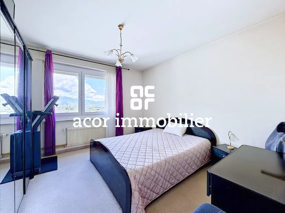 Appartement 3.5 pièces avec double balcon à St-Pierre-de-Clages