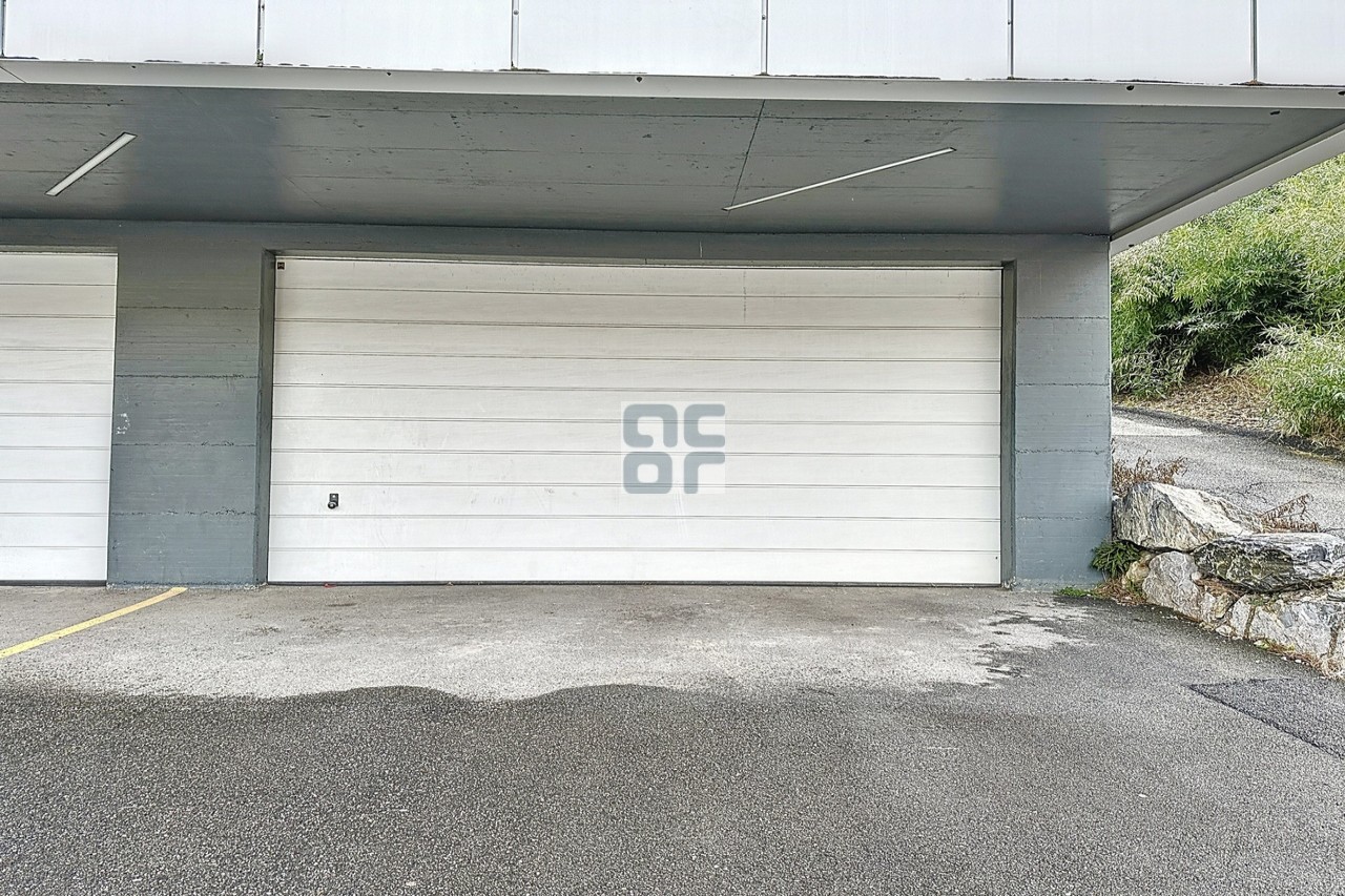 Location Garage 4 Véhicules à Champlan, Grimisuat
