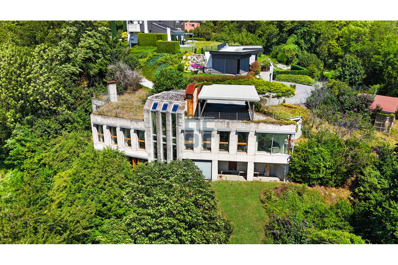 Magnifique villa d'architecte à Mont-d'Orge, sur la commune de Sion!