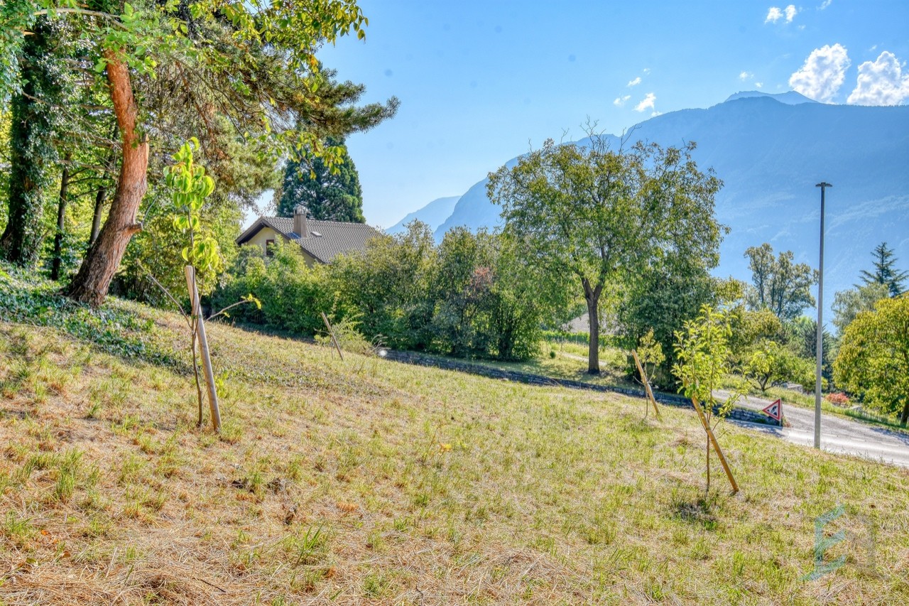 EXCLUSIVITE Magnifique terrain à bâtir de 670m²