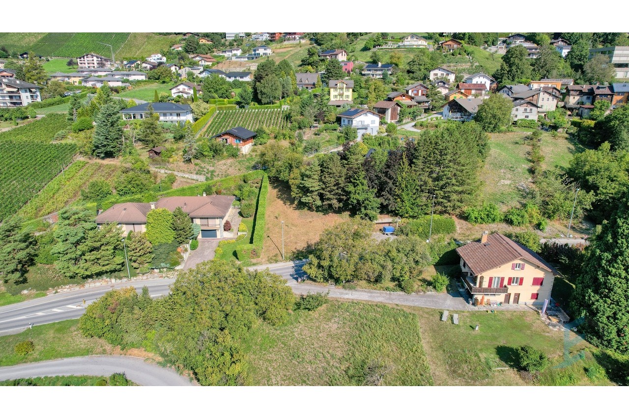 EXCLUSIVITE Magnifique terrain à bâtir de 670m²