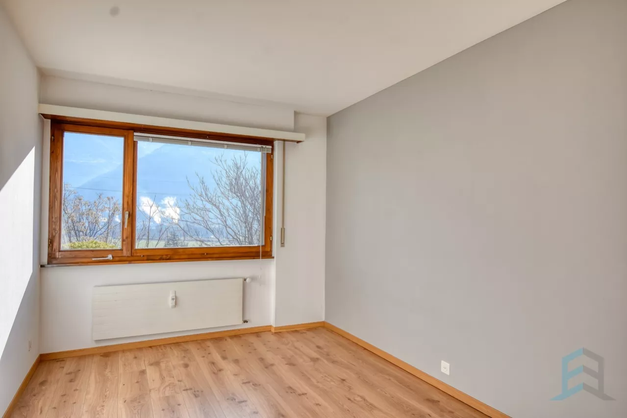 EXCLUSIF 4 ½ pièces de 115m² dans un quartier à l'Ouest de Sierre