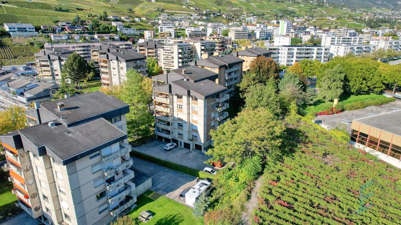 EXCLUSIF 4 ½ pièces de 115m² dans un quartier à l'Ouest de Sierre