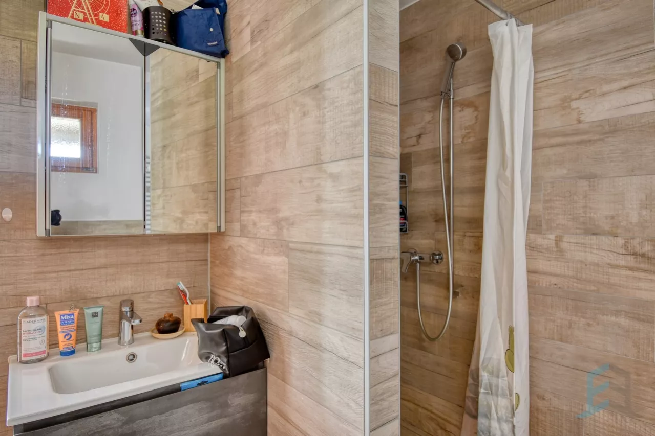 A LOUER Joli appartement en rez-de-chaussée de 2 ½ pièces à Granges VS