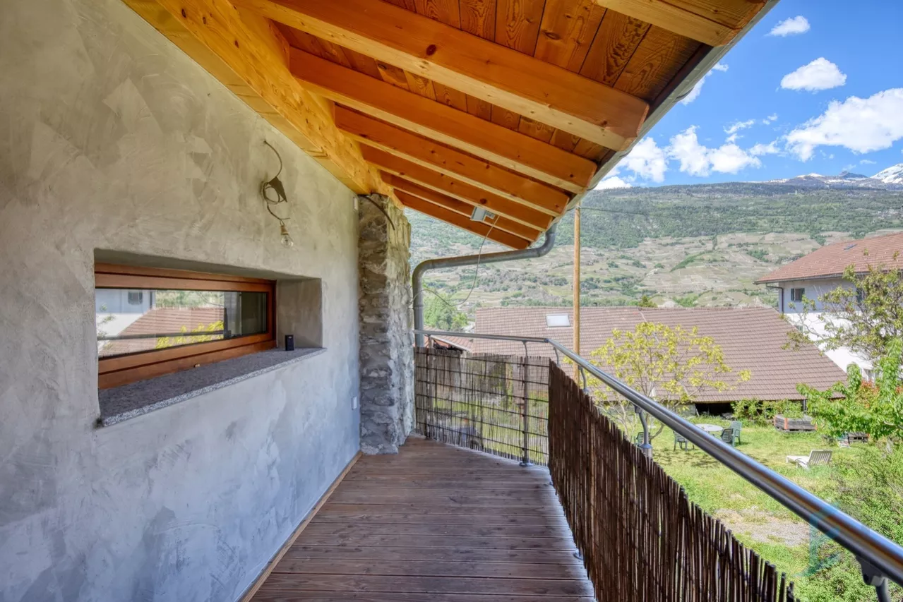 EXCLUSIF Belle maison rénovée de 3 ½ pièces avec spacieux sous-sol