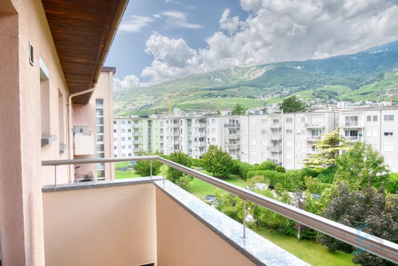 A LOUER Bel appartement de 4 ½ pièces au Sud de la ville de Sierre