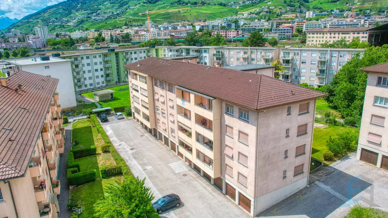 A LOUER Bel appartement de 4 ½ pièces au Sud de la ville de Sierre