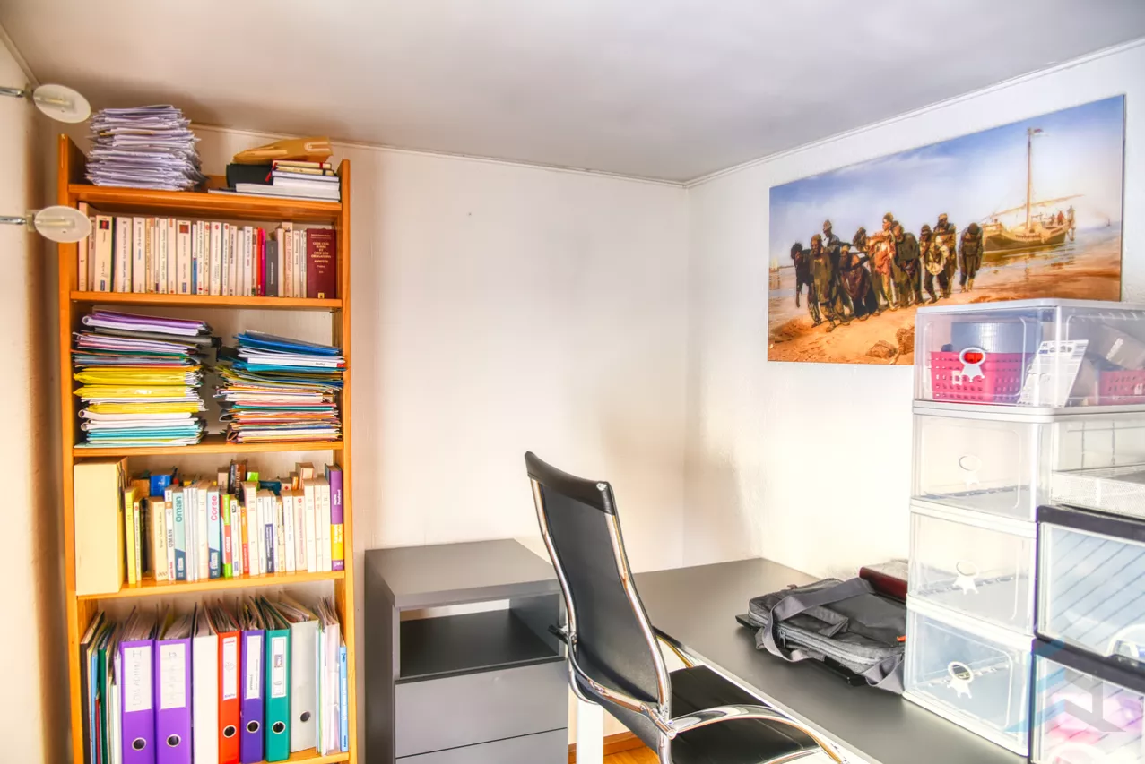 A LOUER Charmant appartement meublé de 3 ½ pièces en rez-de-jardin