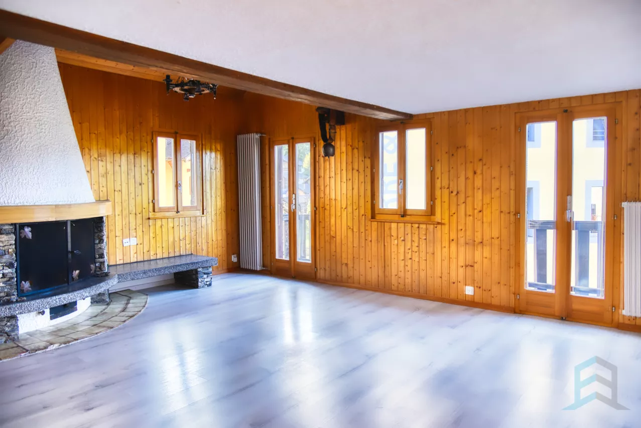EXCLUSIF Maison villageoise de 2 appartements au centre de Miège