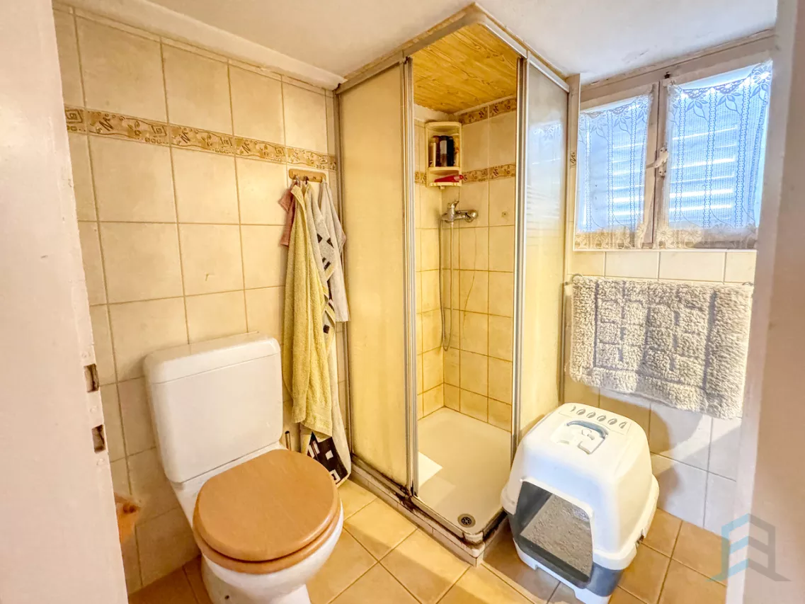 EXCLUSIF Maison villageoise de 2 appartements au centre de Miège