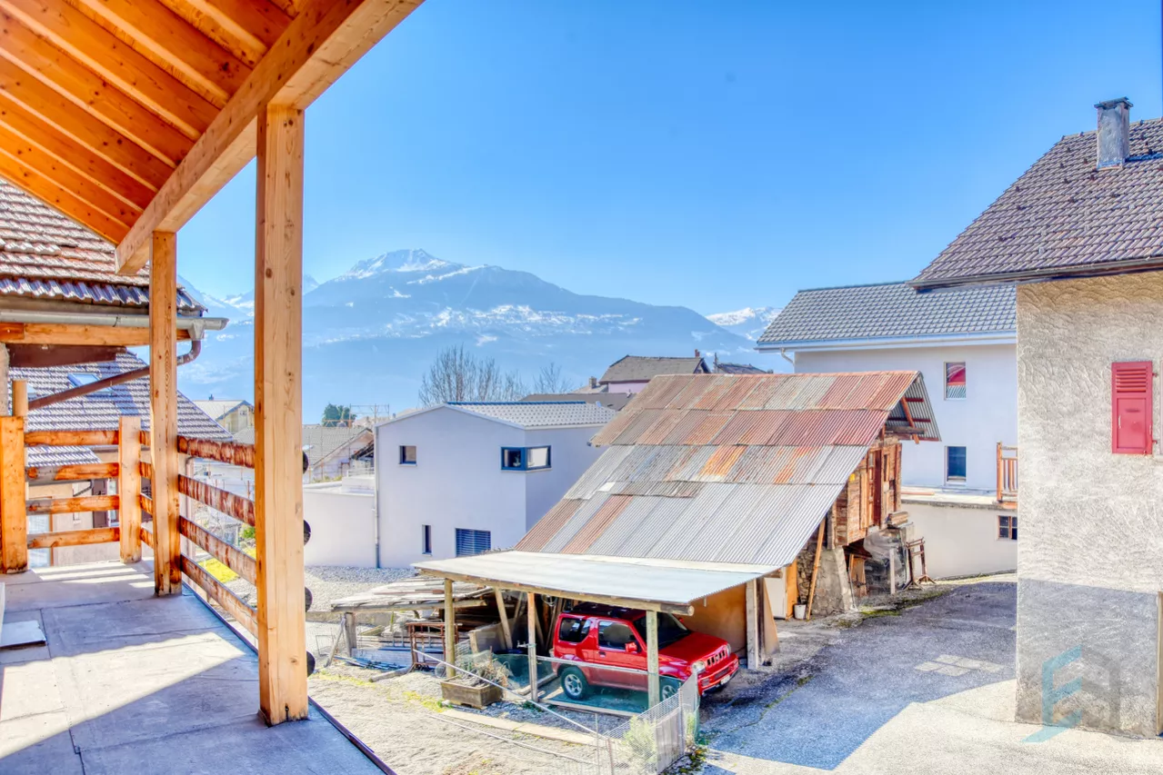 Maison à rénover dans le charmant village de Premploz (Erde)