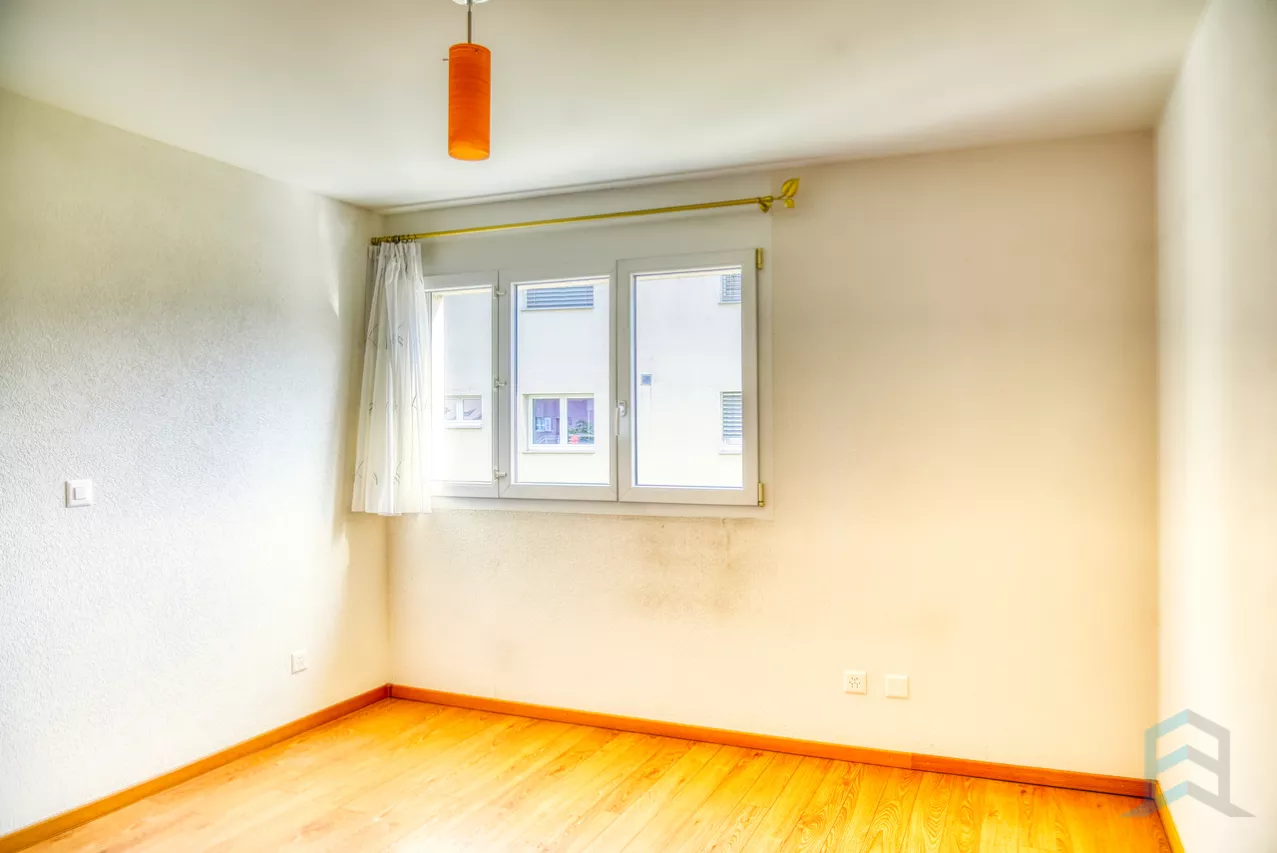 EXCLUSIF Appartement de 2 ½ pièces avec grande terrasse au 1er étage