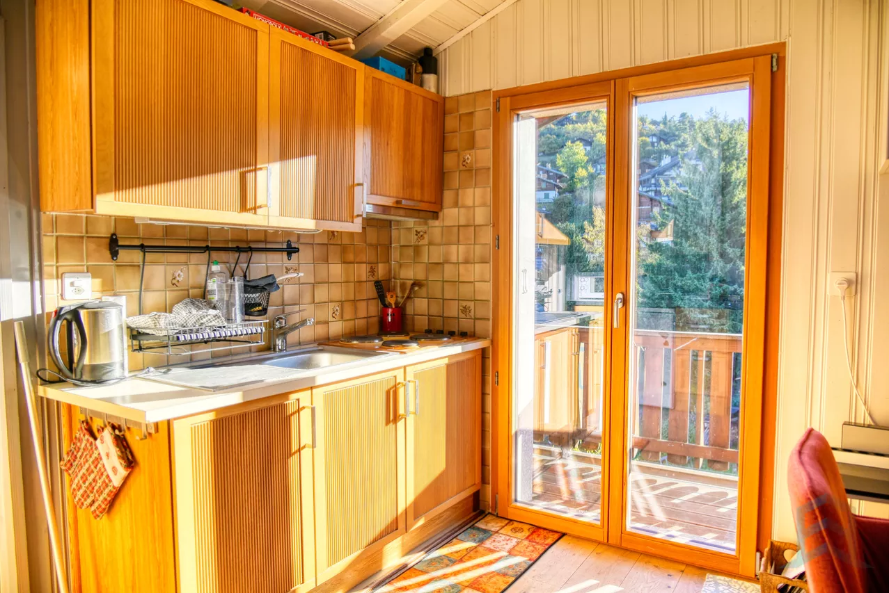 A LOUER Bel appartement meublé de 2 ½ pièces en pleine nature