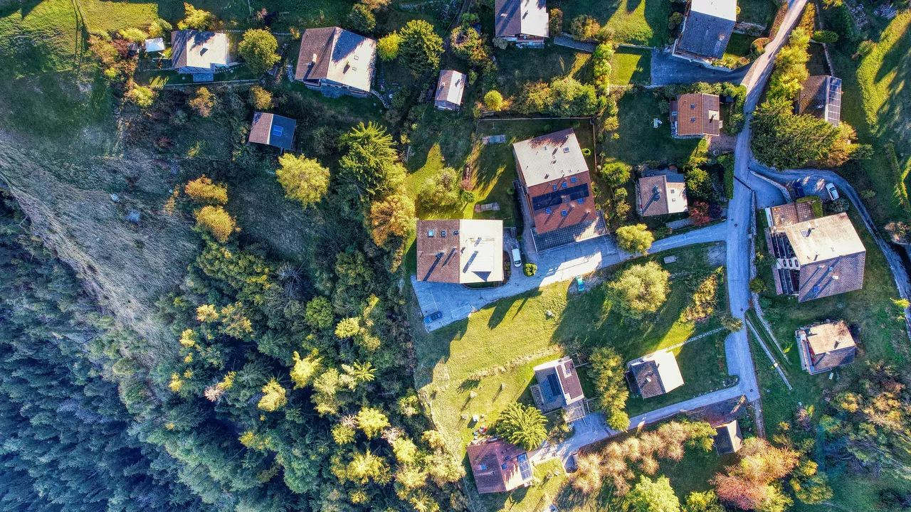 A LOUER Bel appartement meublé de 2 ½ pièces en pleine nature