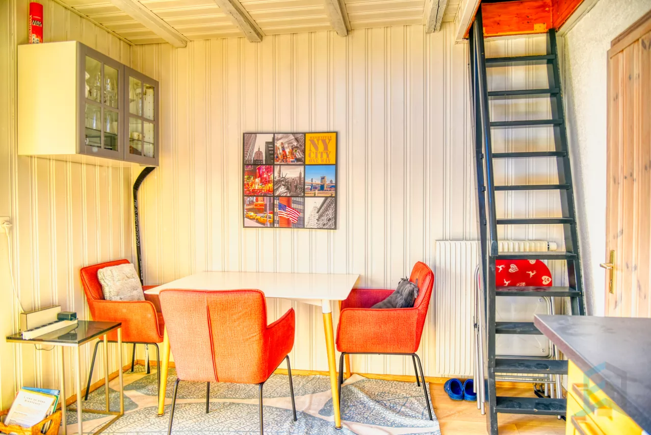 A LOUER Bel appartement meublé de 2 ½ pièces en pleine nature