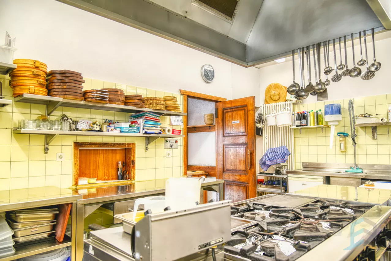 EXCLUSIF Magnifique restaurant de 218m² au centre du village