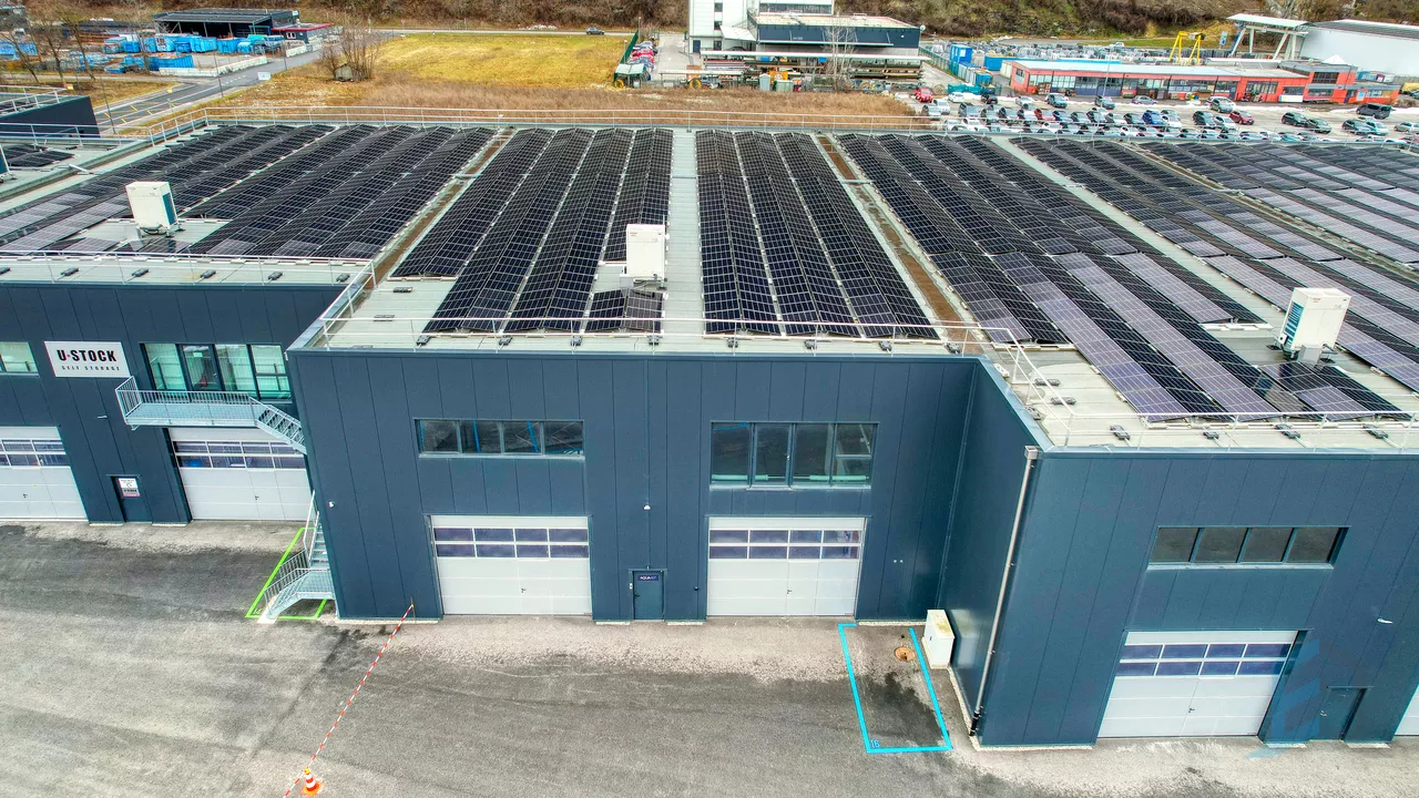 A LOUER Halle industrielle aménagée et moderne à Daval (Sierre)