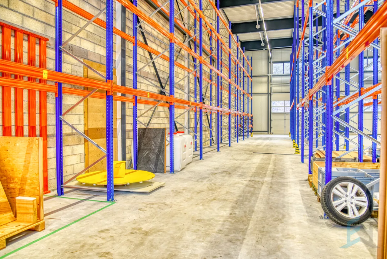 A LOUER Halle industrielle aménagée et moderne à Daval (Sierre)