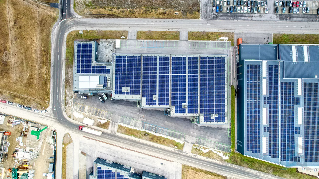 A LOUER Halle industrielle aménagée et moderne à Daval (Sierre)