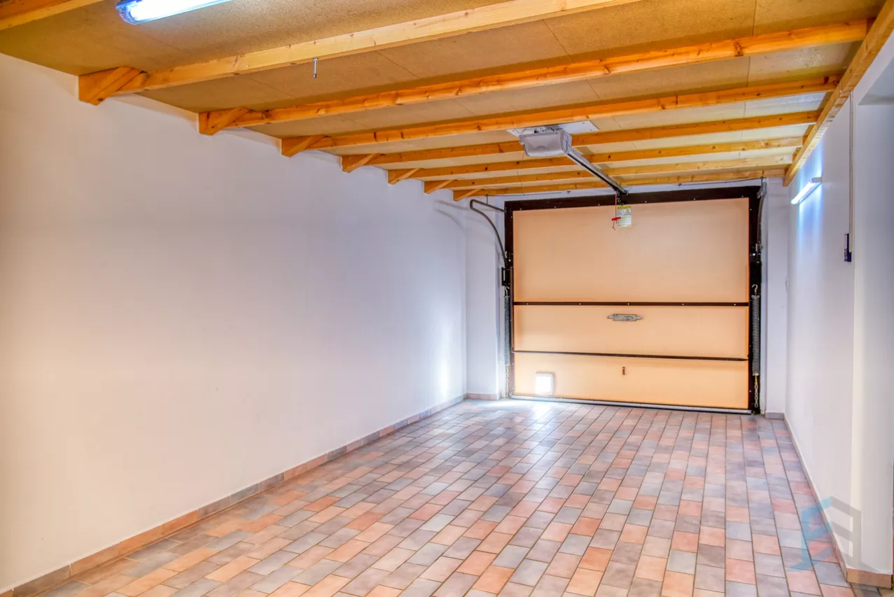 EXCLUSIVITE Spacieuse villa individuelle de 5 ½ pièces avec jardin