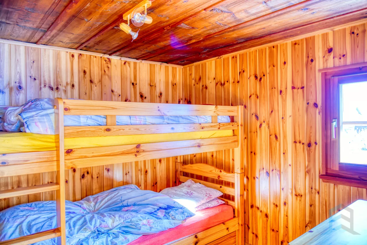 EXCLUSIF Charmant chalet de 2 appartements au coeur du village de Nax