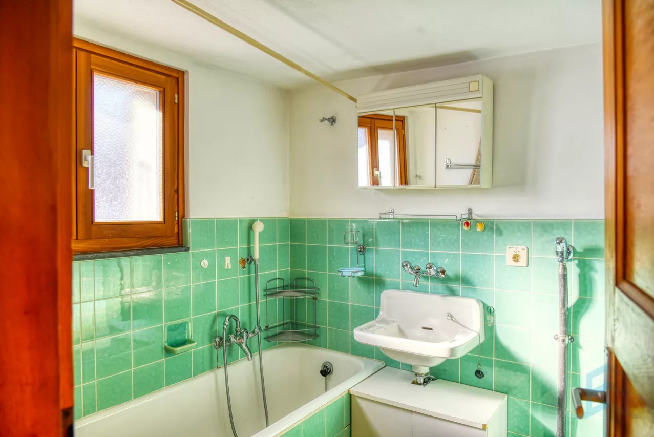 EXCLUSIF Charmant chalet de 2 appartements au coeur du village de Nax